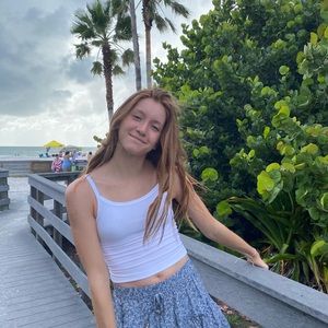 Meet your Posher, Katelyn